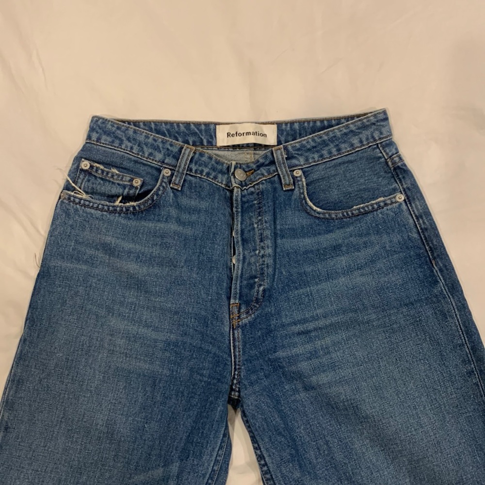 Reformation raw hem size wide leg straight 27 jeans